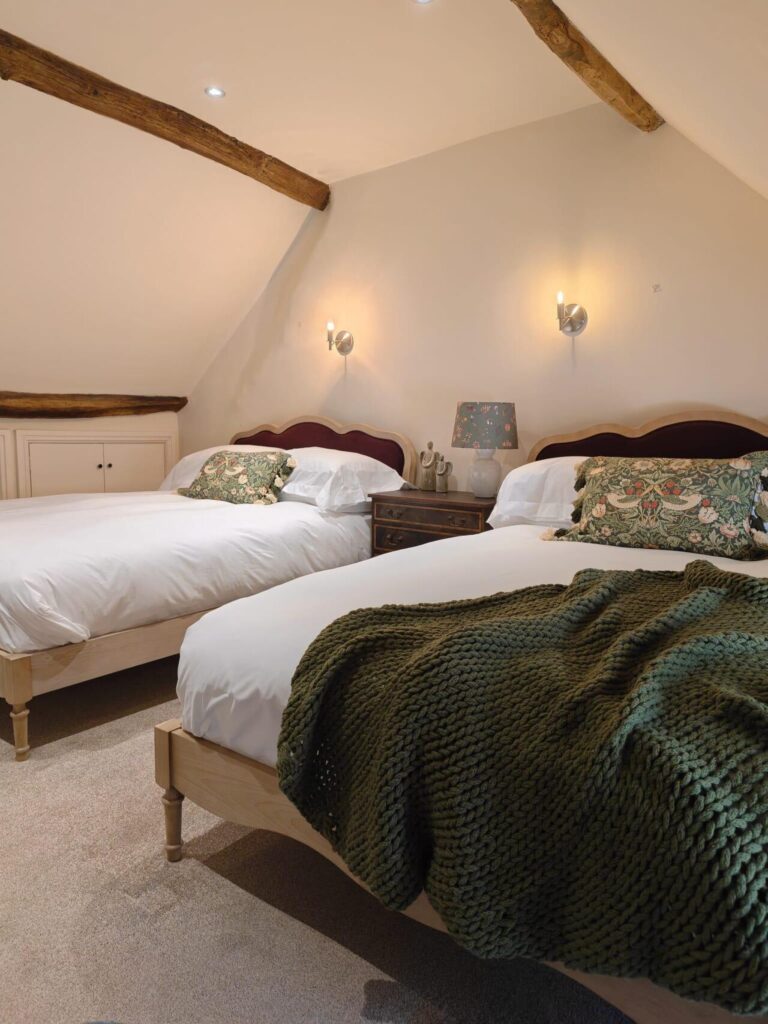 cotswold-cottage-guesthouse-family-suite-03