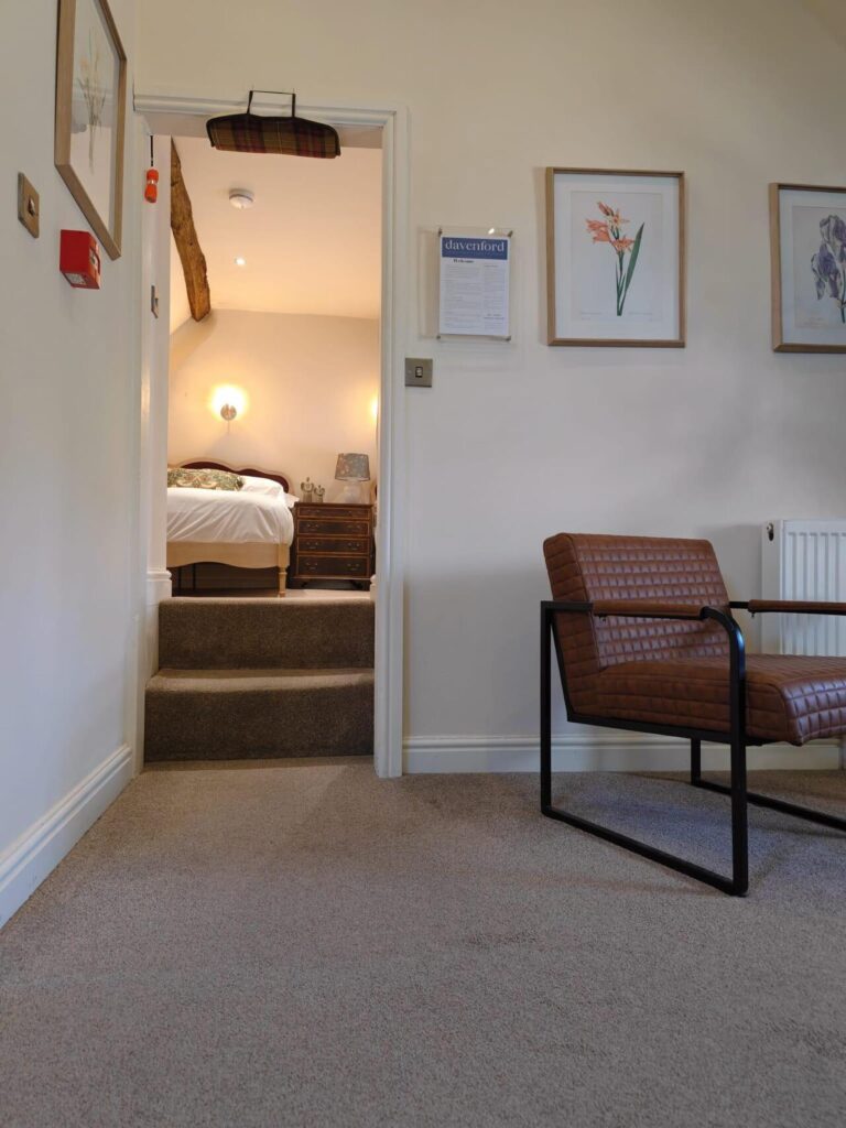 cotswold-cottage-guesthouse-family-suite-08