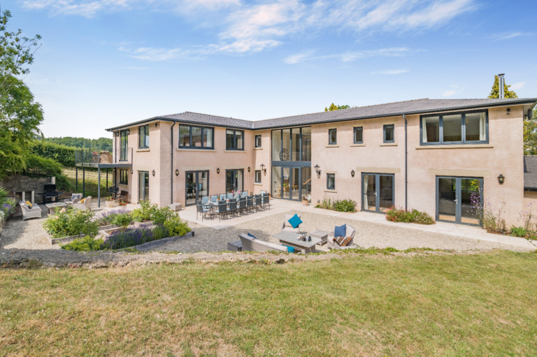 Book the Cotswolds - Home