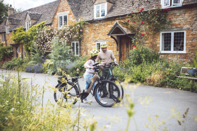Book the Cotswolds - Home Book the Cotswolds - Home