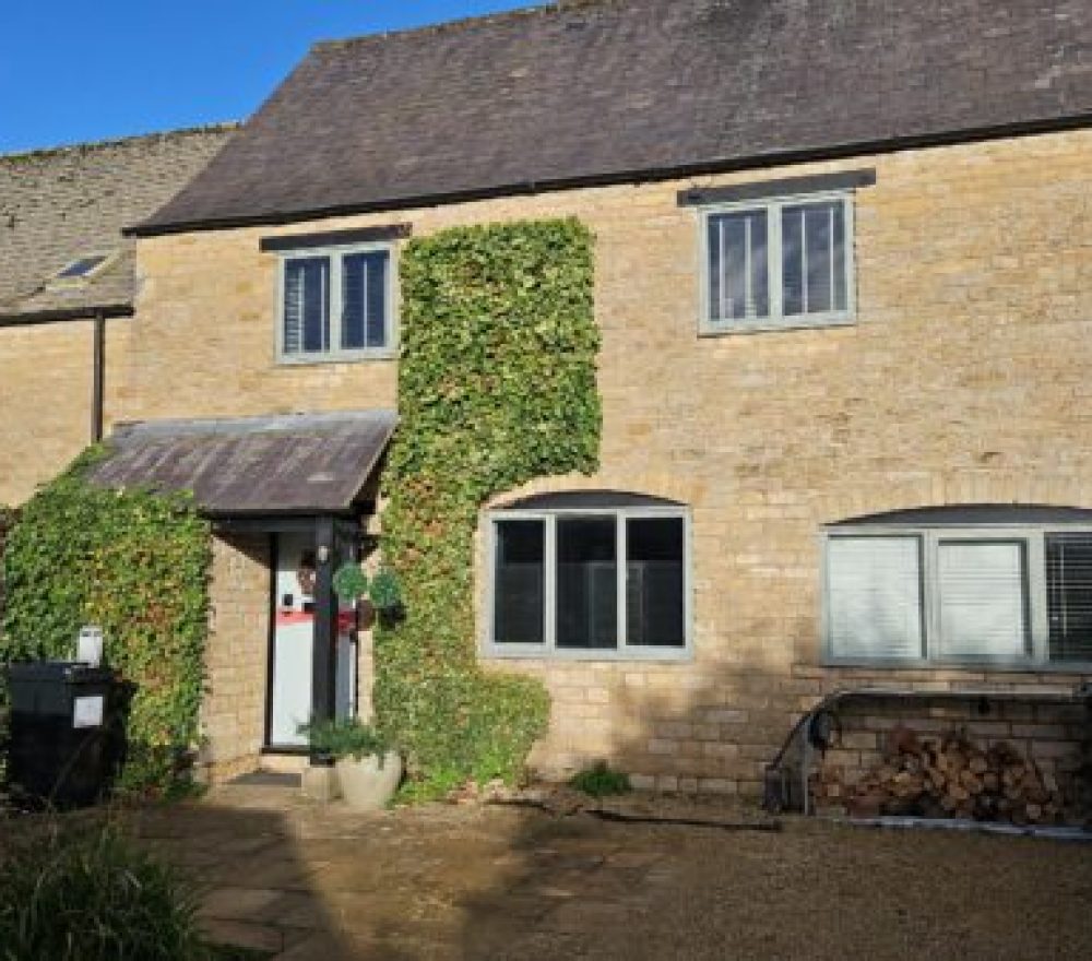 Book the Cotswolds - Room List v3